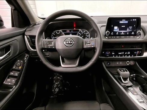 New 2026 Nissan Rogue Dark Armor FWD image 20