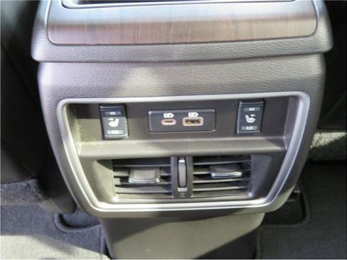 Used 2021 Nissan Murano Platinum w/ Cargo Package image 14