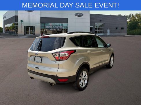 Used 2018 Ford Escape SE AWD/4WD image 11