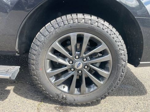 Used 2021 Ford Expedition Limited AWD/4WD image 21