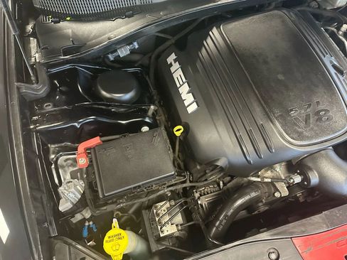 Used 2018 Dodge Charger R/T image 65