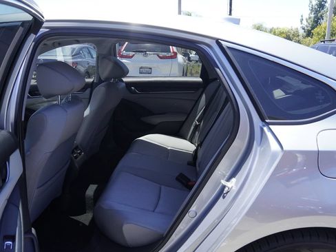 Used 2020 Honda Accord EX image 20