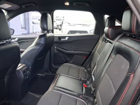 Used 2023 Ford Escape ST-Line w/ Tech Pack #1 FWD image 6