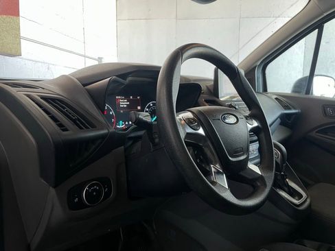 Used 2020 Ford Transit Connect XL image 13