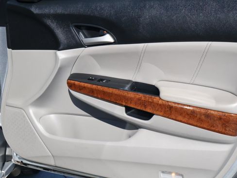 Used 2012 Honda Accord EX-L image 15