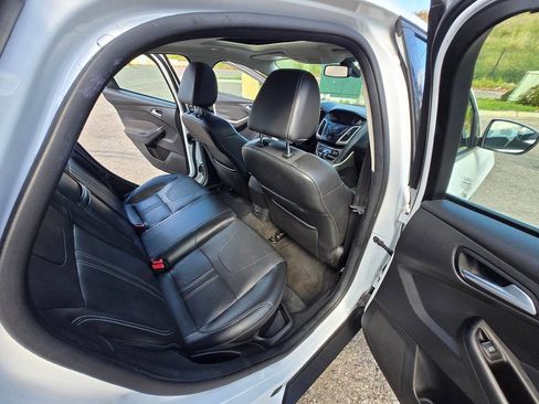 Used 2012 Ford Focus SEL image 29