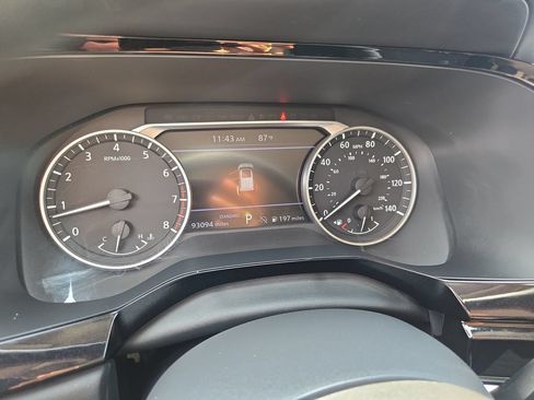Used 2022 Nissan Pathfinder S FWD image 12