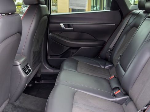 Certified 2023 Hyundai Sonata SEL Plus w/ Winter Weather Package FWD image 14