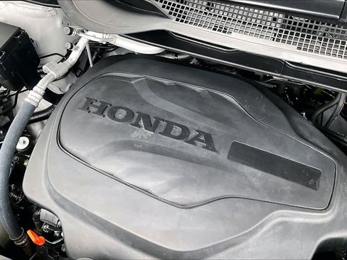 Used 2025 Honda Odyssey EX-L image 32