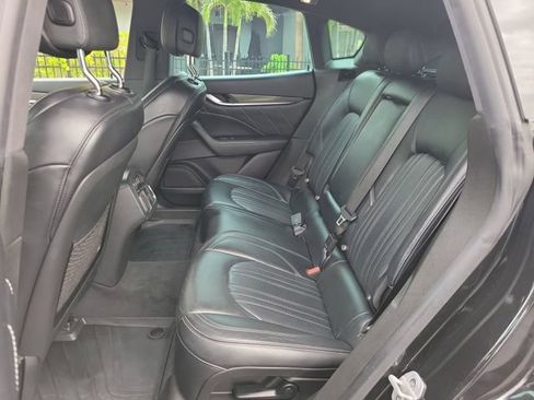 Used 2019 Maserati Levante AWD/4WD image 19