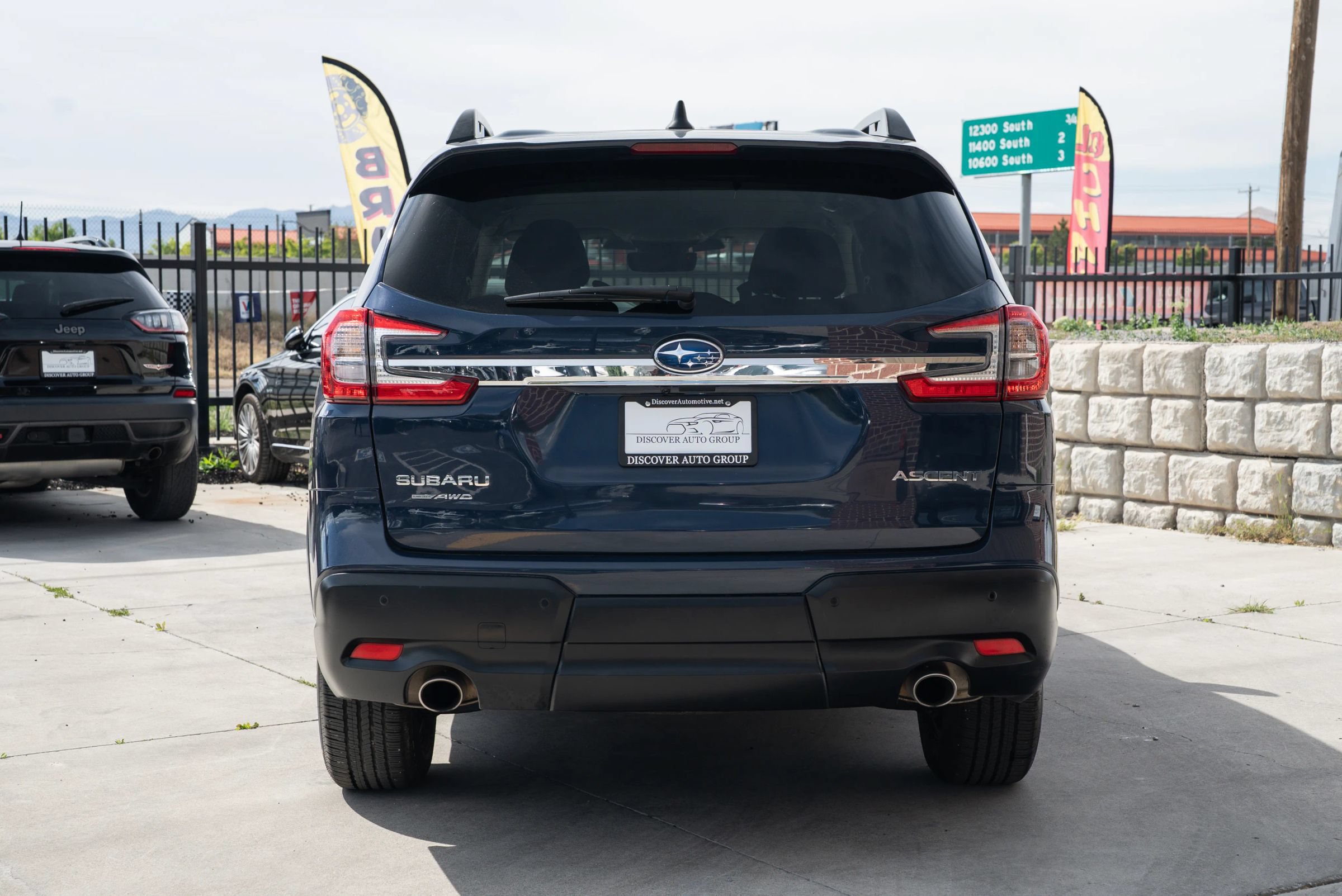 Used 2024 Subaru Ascent Premium w/ Convenience Package AWD/4WD image 5