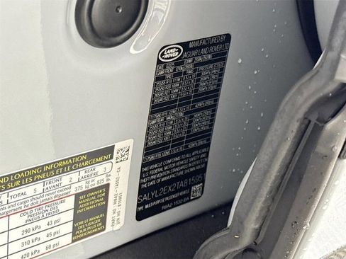 Used 2026 Land Rover Range Rover Velar Dynamic SE image 34