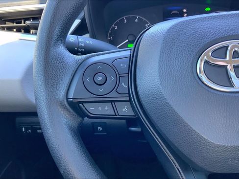 Used 2024 Toyota Corolla LE w/ LE Convenience Package image 23