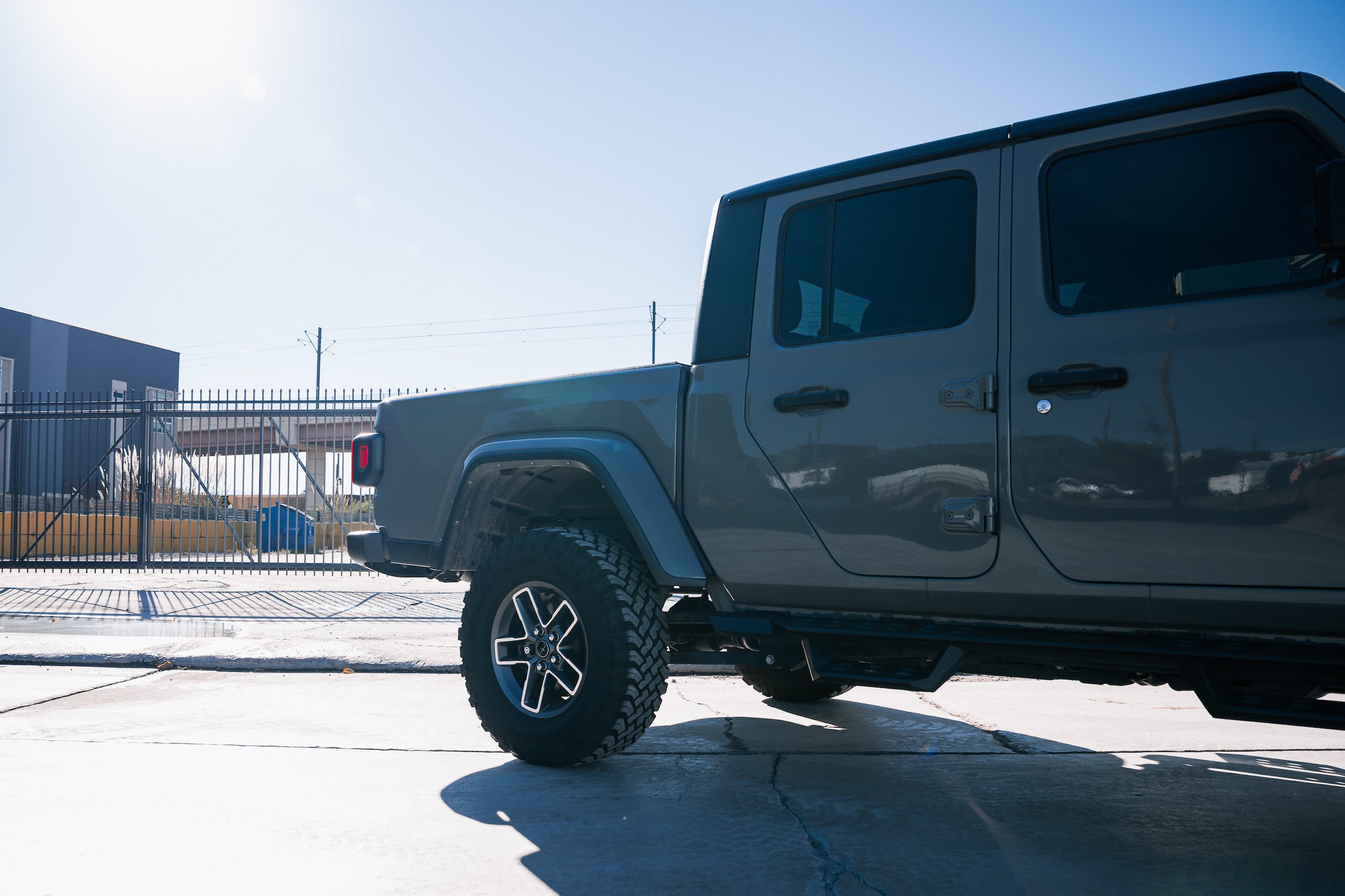 Used 2021 Jeep Gladiator Sport AWD/4WD image 13