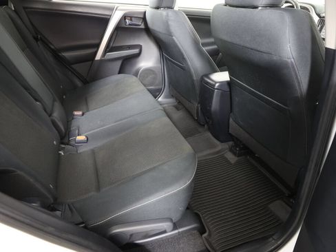 Used 2016 Toyota RAV4 XLE w/ Convenience Package AWD/4WD image 23