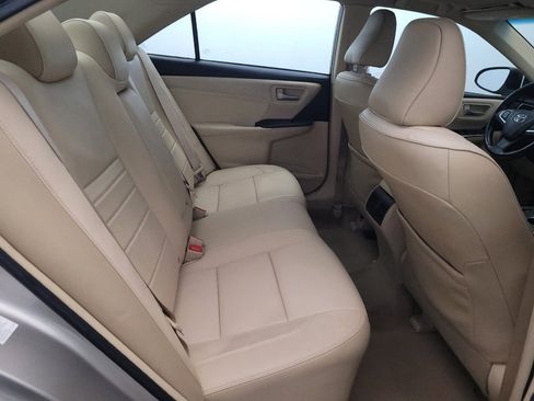Used 2017 Toyota Camry XLE w/ Moonroof Package FWD image 19