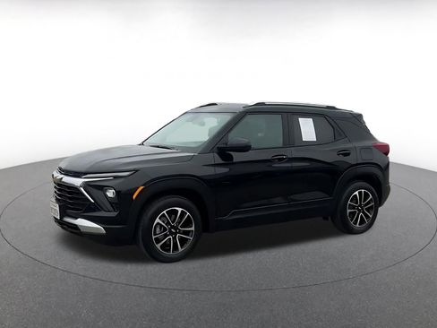 Used 2025 Chevrolet TrailBlazer LT image 8