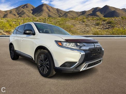 Used 2020 Mitsubishi Outlander ES image 5