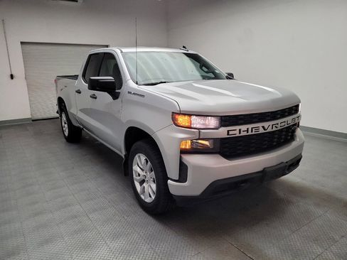 Used 2019 Chevrolet Silverado 1500 Custom w/ Custom Value Package image 13