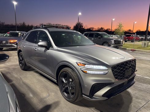 Used 2026 Genesis GV70 2.5T Sport Prestige image 3