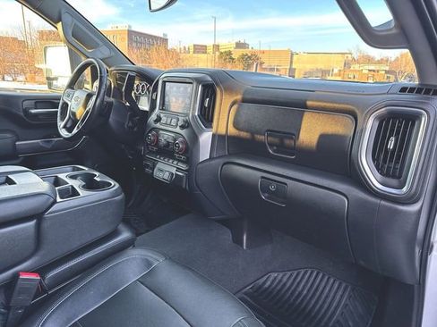 Used 2021 Chevrolet Silverado 2500 LTZ image 27