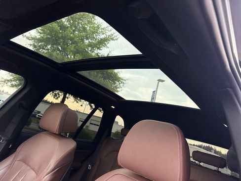 Used 2022 BMW X5 xDrive40i w/ M Sport Package AWD/4WD image 27