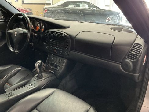 Used 2002 Porsche Boxster S image 22