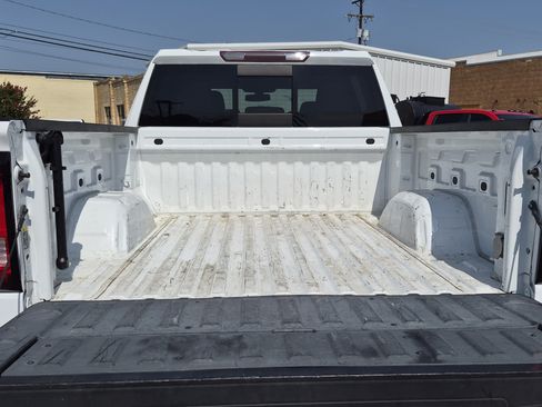 Used 2021 GMC Sierra 1500 SLT AWD/4WD image 10