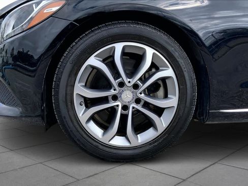 Used 2017 Mercedes-Benz C 300 Sedan image 11