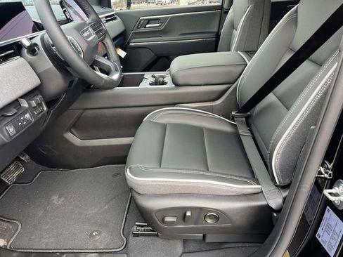 Used 2026 GMC Sierra EV Elevation w/ LPO, Elevation Dark Package AWD/4WD image 16