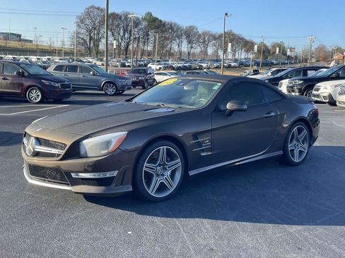 Used 2015 Mercedes-Benz SL 63 AMG w/ Driver Assistance Package image 5