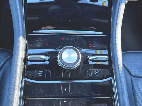 Used 2023 Jeep Grand Cherokee Overland image 16