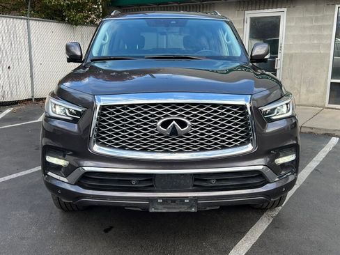 Used 2024 INFINITI QX80 Luxe image 2