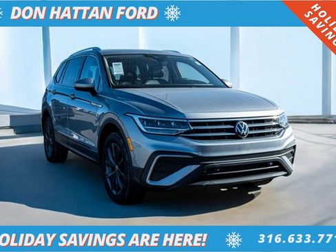 Used 2023 Volkswagen Tiguan SE image 36