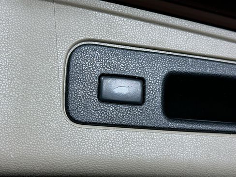 Used 2013 Honda Odyssey EX-L image 29