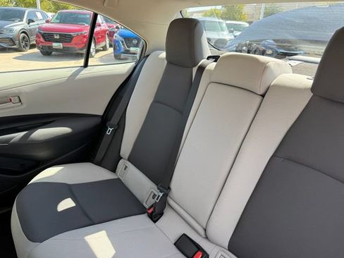 Used 2024 Toyota Corolla LE FWD image 30