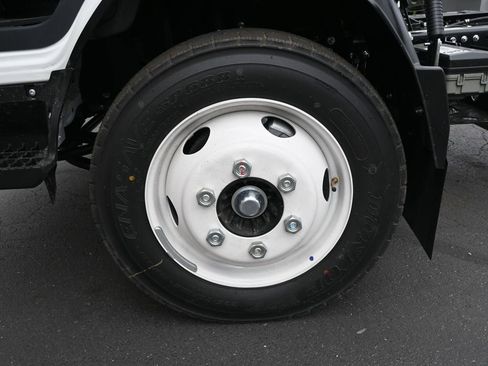 New 2025 Isuzu NPR image 19