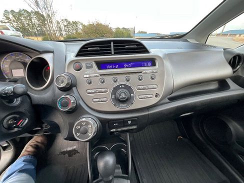 Used 2011 Honda Fit Sport image 14