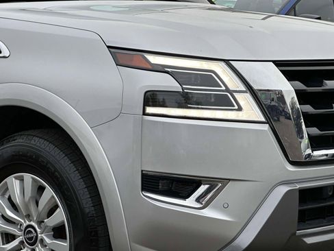 Used 2024 Nissan Armada SV image 7