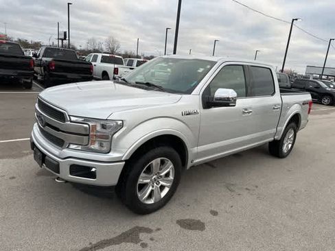 Used 2019 Ford F150 Platinum w/ Equipment Group 701A Luxury image 14