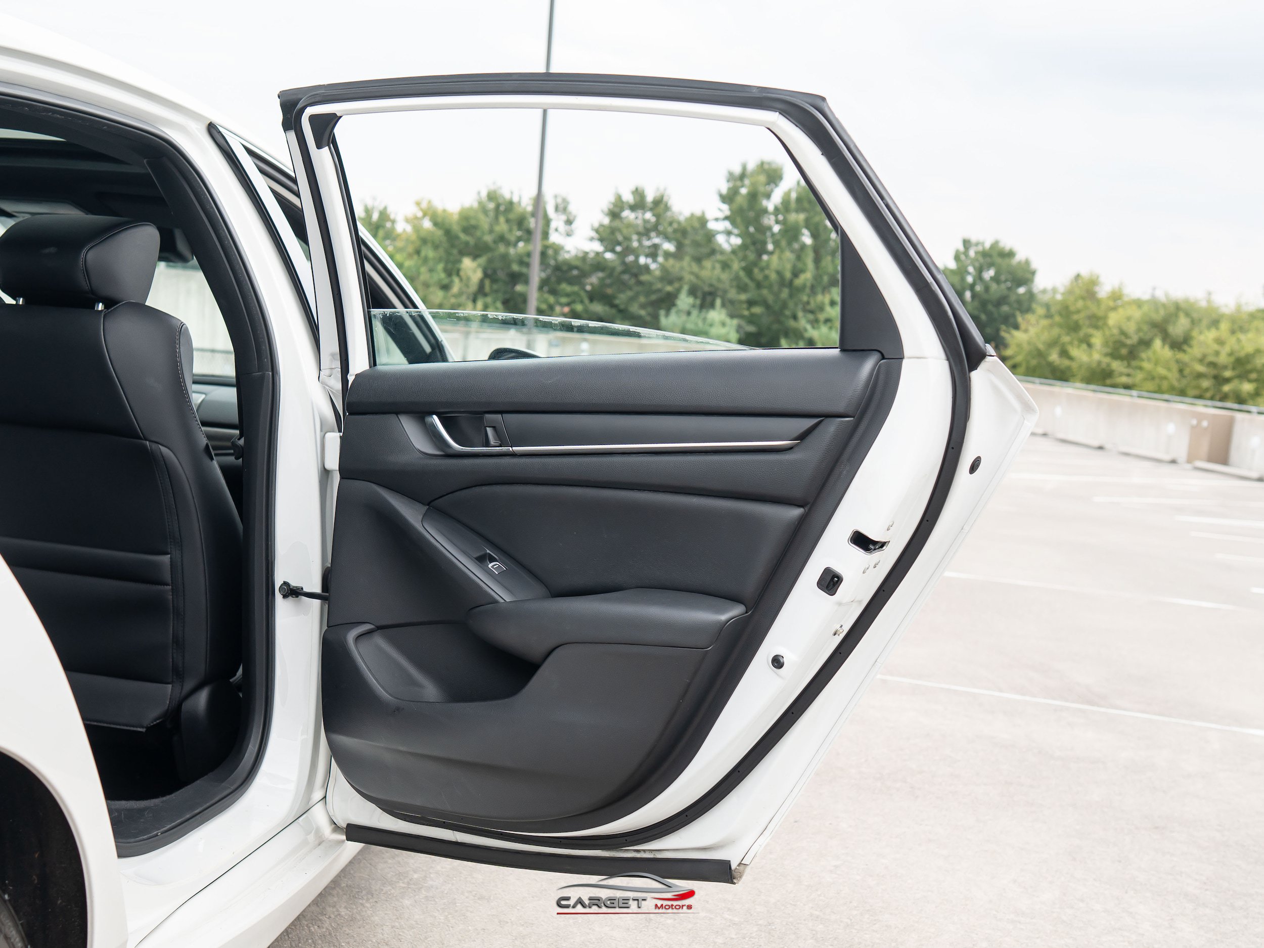 Used 2020 Honda Accord Sport image 40