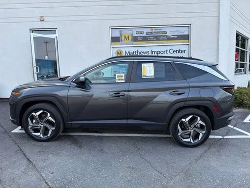 Used 2023 Hyundai Tucson SEL w/ Convenience Package AWD/4WD image 2