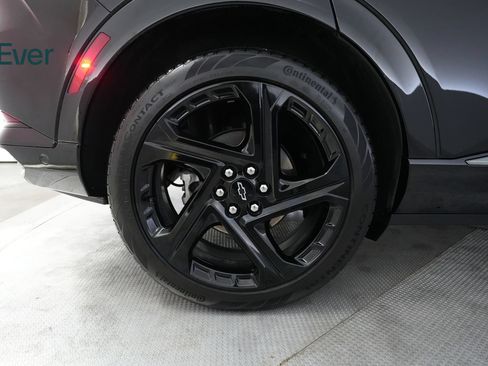 Used 2024 Chevrolet Equinox EV RS FWD image 22