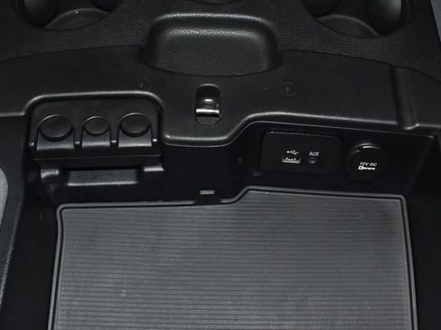 Certified 2016 RAM 1500 Express AWD/4WD image 20