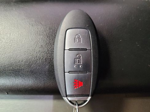 Used 2019 Nissan Murano S FWD image 32