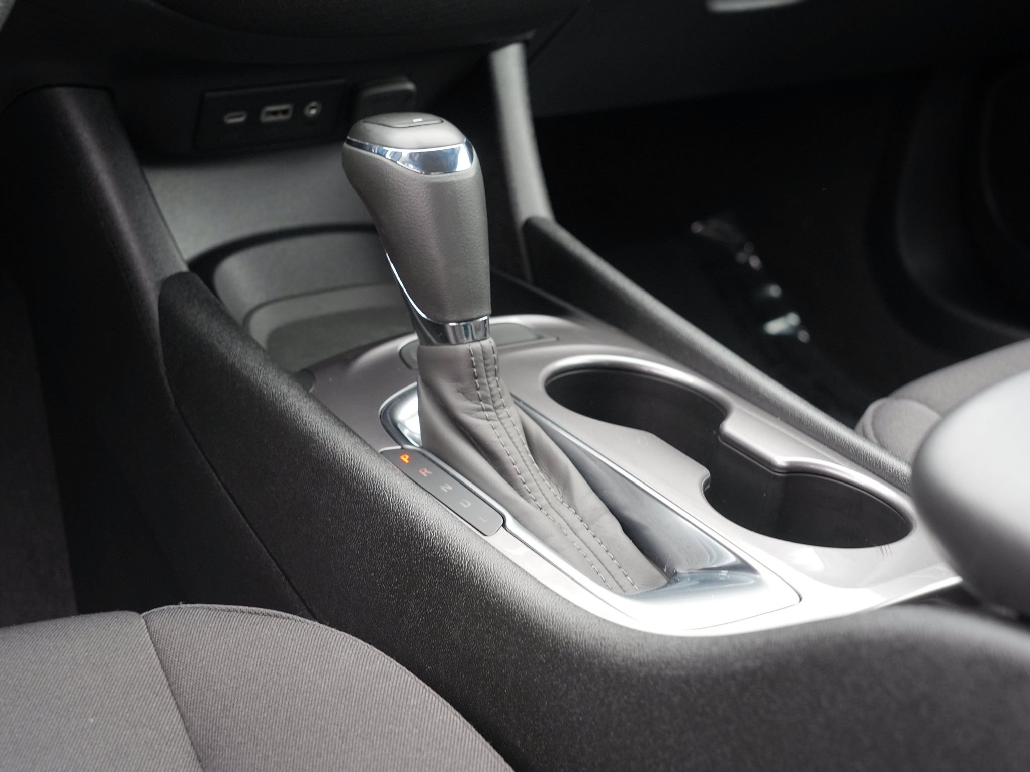 Used 2020 Chevrolet Malibu LS FWD image 25
