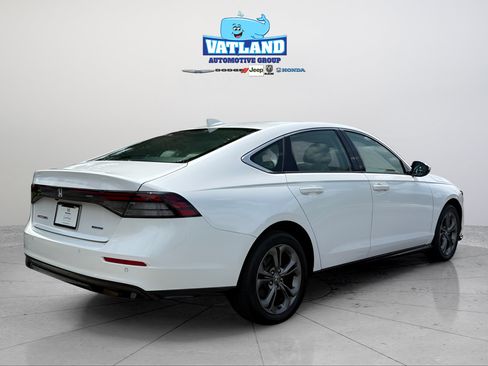 Used 2023 Honda Accord EX-L image 5