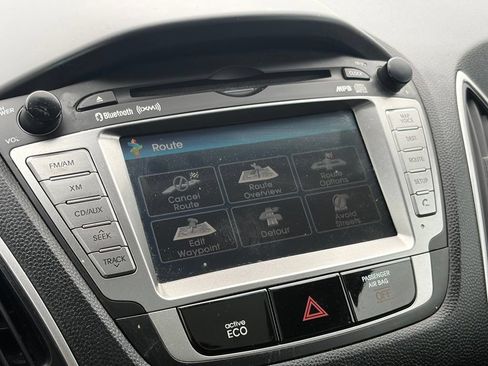 Used 2013 Hyundai Tucson Limited w/ Premium Pkg AWD/4WD image 28