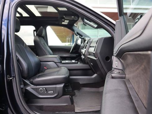 Used 2021 Ford Expedition Max Limited AWD/4WD image 22