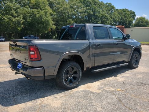 New 2026 RAM 1500 Big Horn AWD/4WD image 3